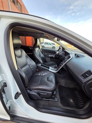 Volvo EX60 2009