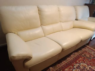 Sofá modular de piel beige