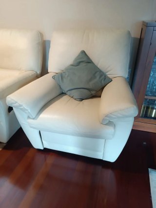 Sofá modular de piel beige