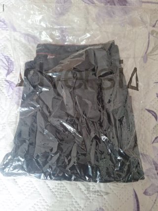 Pantalón de camarera negro talla 42