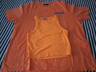 Camiseta y top Coca-Cola naranja