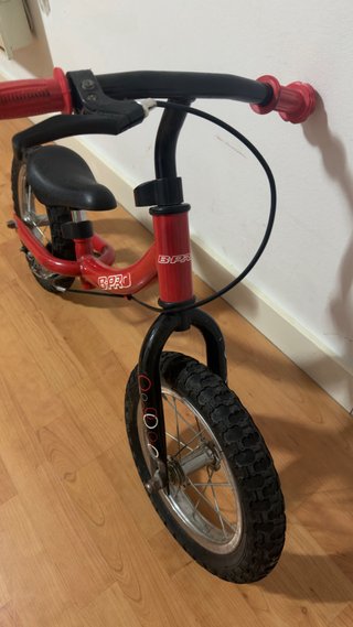 Bicicleta de aprendizaje B-Pro roja