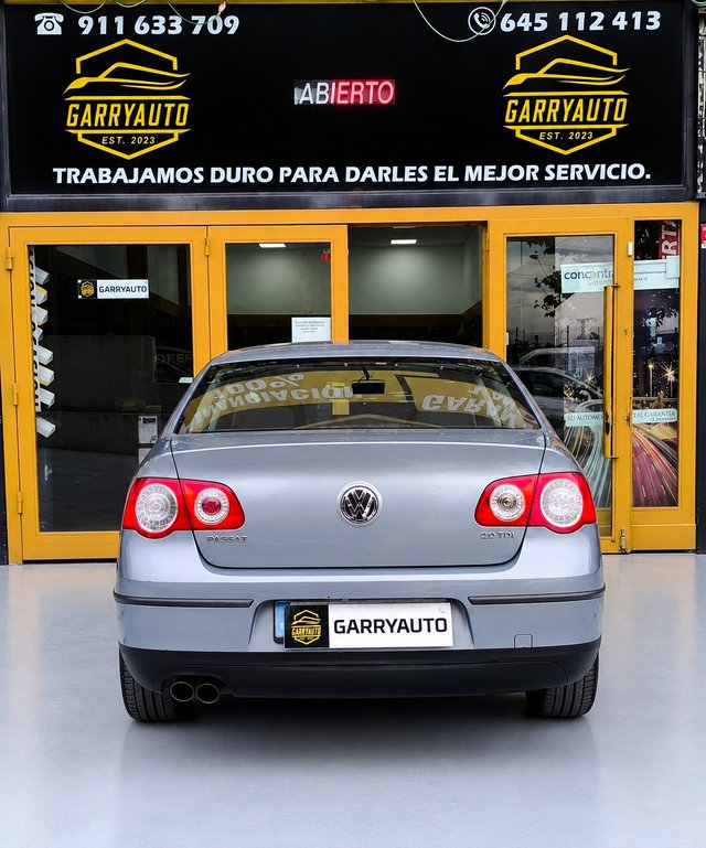 VW PASSAT 2.0 TDI 140CV "LIBRO DE REVISIONES"