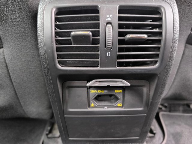 VW PASSAT 2.0 TDI 140CV "LIBRO DE REVISIONES"