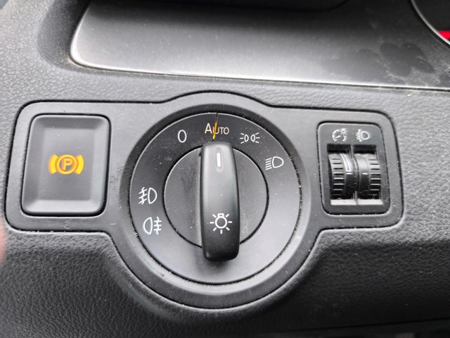 VW PASSAT 2.0 TDI 140CV "LIBRO DE REVISIONES"