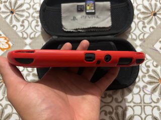 PS Vita Slim con Juego y Memoria