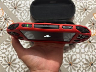 PS Vita Slim con Juego y Memoria