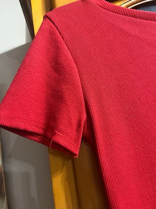 Vestido amarillo de canalé