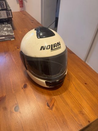 Casco de Moto Nolan Blanco y NZI azul