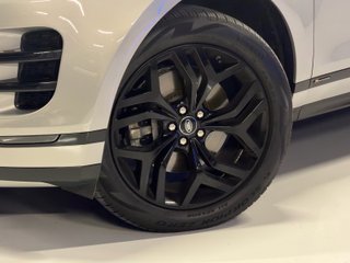 Land Rover Range Rover Evoque 2.0 P200 R-Dynamic AUTO 4WD