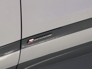 Land Rover Range Rover Evoque 2.0 P200 R-Dynamic AUTO 4WD