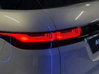 Land Rover Range Rover Evoque 2.0 P200 R-Dynamic AUTO 4WD