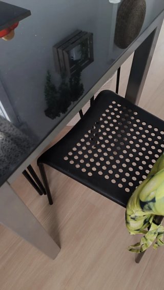 Conjunto de Mesa y 4 Sillas