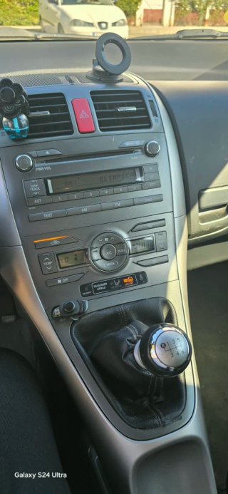 Toyota Auris 2010