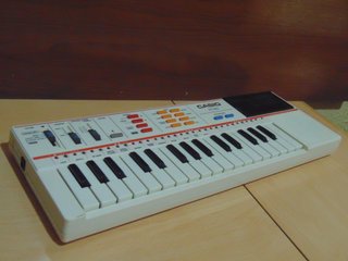 Teclado CASIO PT-82 Vintage 1986. Órgano Musical