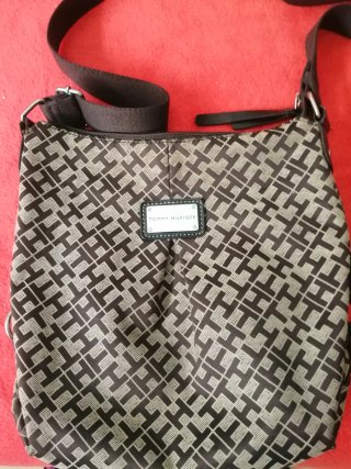 Bolso Tommy Hilfiger Monogram Marrón Beige