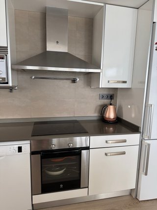 Cocina completa con electrodomésticos Bosch