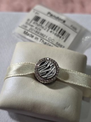 Pandora Charm Plata Cebra
