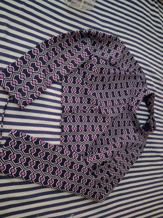 Top Zara azul y morado estampado