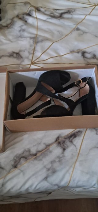 Sandalias de Tacón Negras