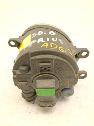 Faro antiniebla derecho TOYOTA PRIUS (ZVW30)