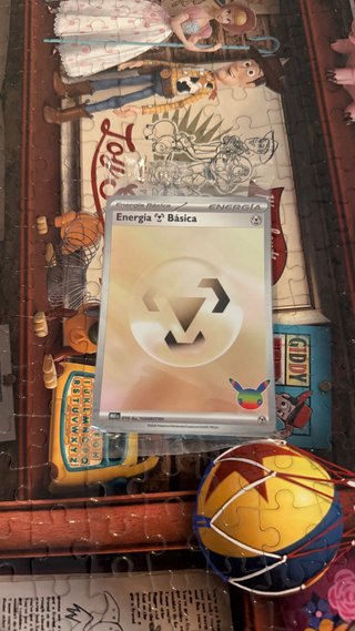 Carta Energía Básica 30 Aniversario Pokémon