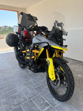 Suzuki V-Strom 800 DE