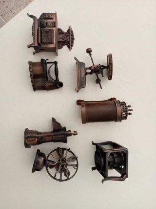 Set de 7 Miniaturas Metálicas
