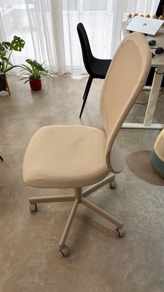 Silla de trabajo IKEA FLINTAN beige