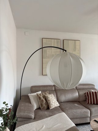 Lámpara de pie con arco