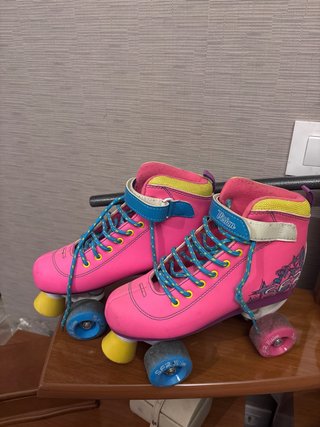 Patines 4 ruedas rosas