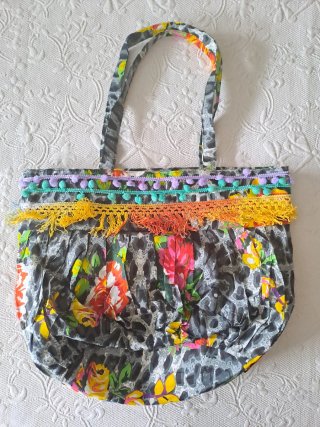 Bolsa Grande Multicolor con Flecos