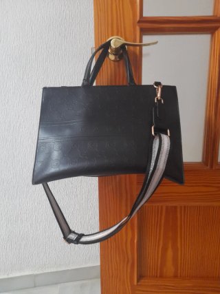 Bolso Negro Gaudi
