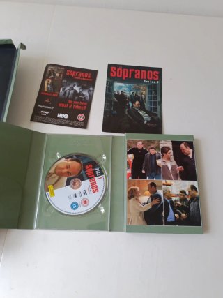 Lote de 3 DVDs: Los Soprano, Ridley Scott y Ewan