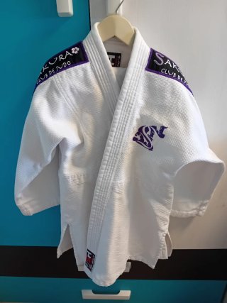 Judogi Sakura Blanco Niñ@s