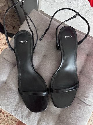 Sandalias Negras Mango
