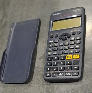 Calculadora Casio fx-82SPXII Iberia