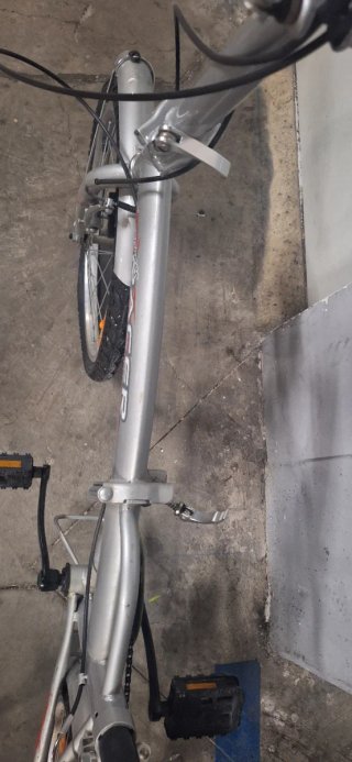 Bicicleta plegable Racer plateada