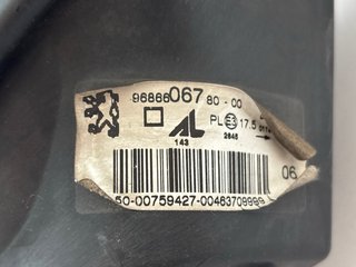 Faro Peugeot 206+