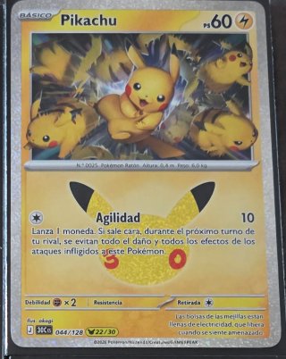 Pack de 4 Cartas Pokémon Pikachu 30 Aniversario