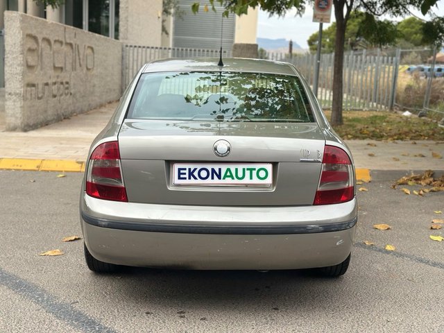 Skoda Superb 2007