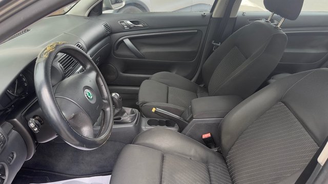 Skoda Superb 2007