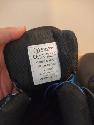 Botas de seguridad Robusta negras y azules