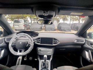 Peugeot 308 2016
