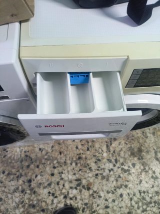 Lavadora con Secadora Bosch 7/4kg 1400rpm A+