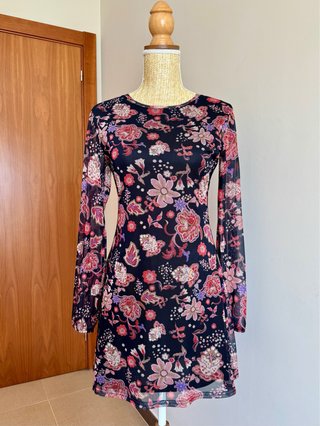 Vestido de Malla Negro Floral Boho