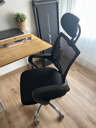 Silla de escritorio ergonómica negra