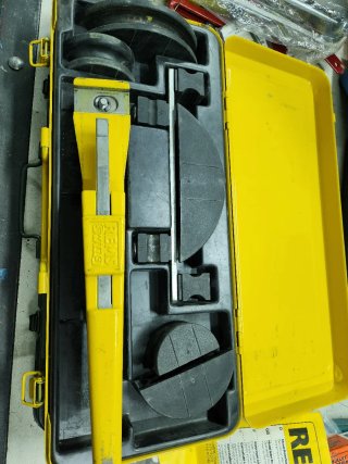 Curvadora de Tubos Rems  Manual con Maletín