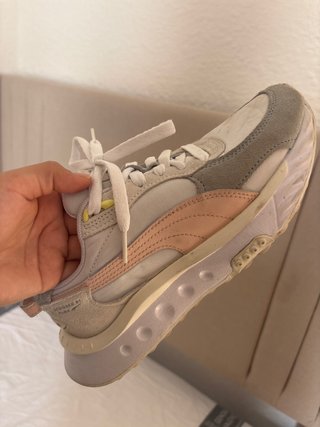 Zapatillas Puma grises y rosas