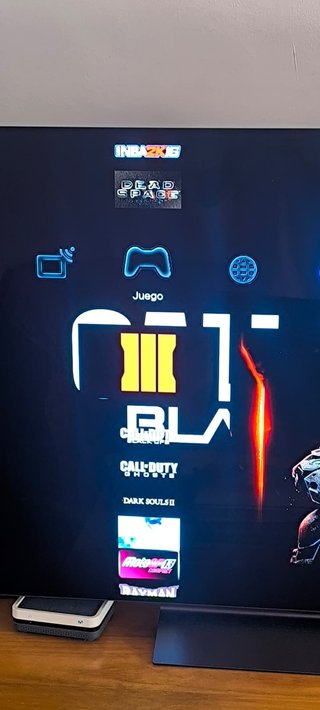 PS3 Slim Negra con Juegos y 4 Mandos